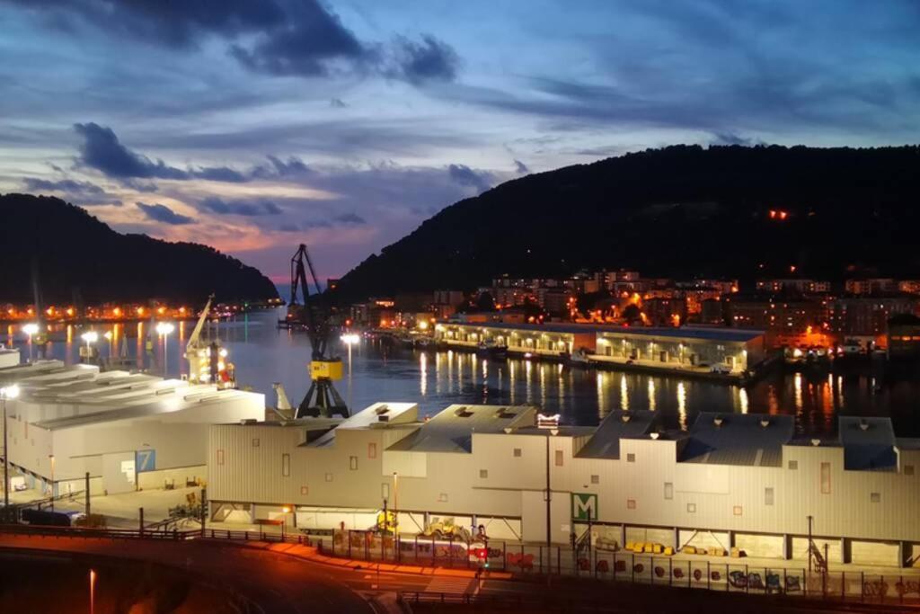 Apartamento Apto con vistas a BAHÍA DE PASAJES, a 10 min del Festival de Cine de San Sebastián Lezo Exterior foto